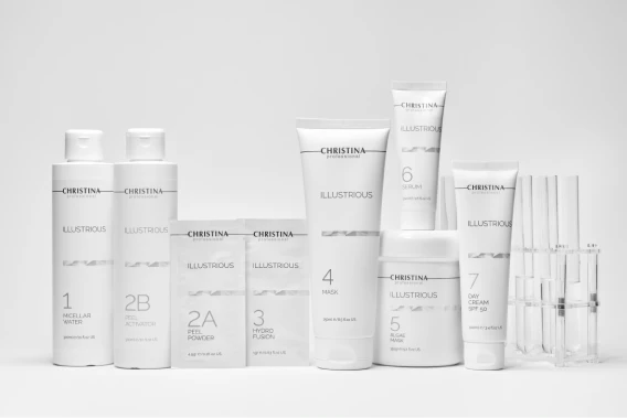 CHRISTINA ILLUSTROUSシリーズのスキンケア製品ラインナップ